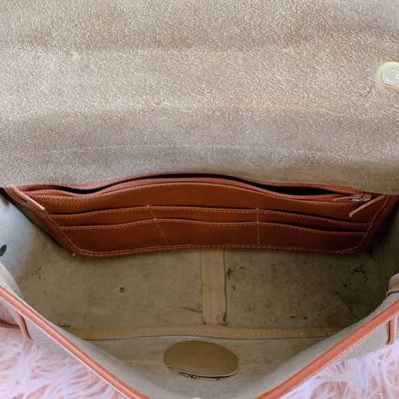 (SOLD DEPOP) Insanely beautiful vintage Dooney and Burke bag - Picture 6 of 6